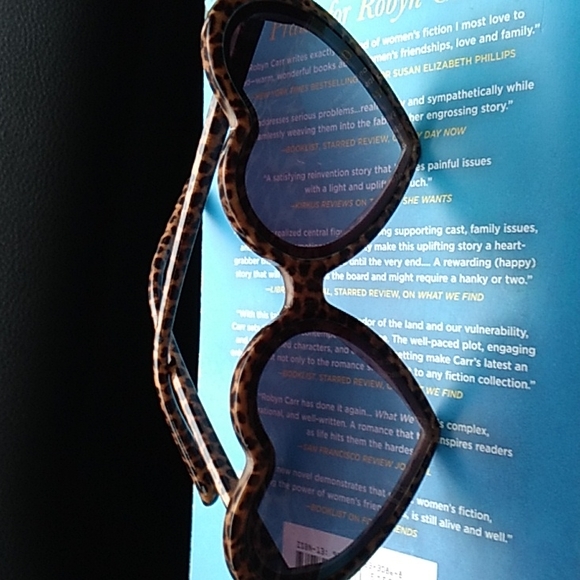 Accessories - Fun animal print sunglasses